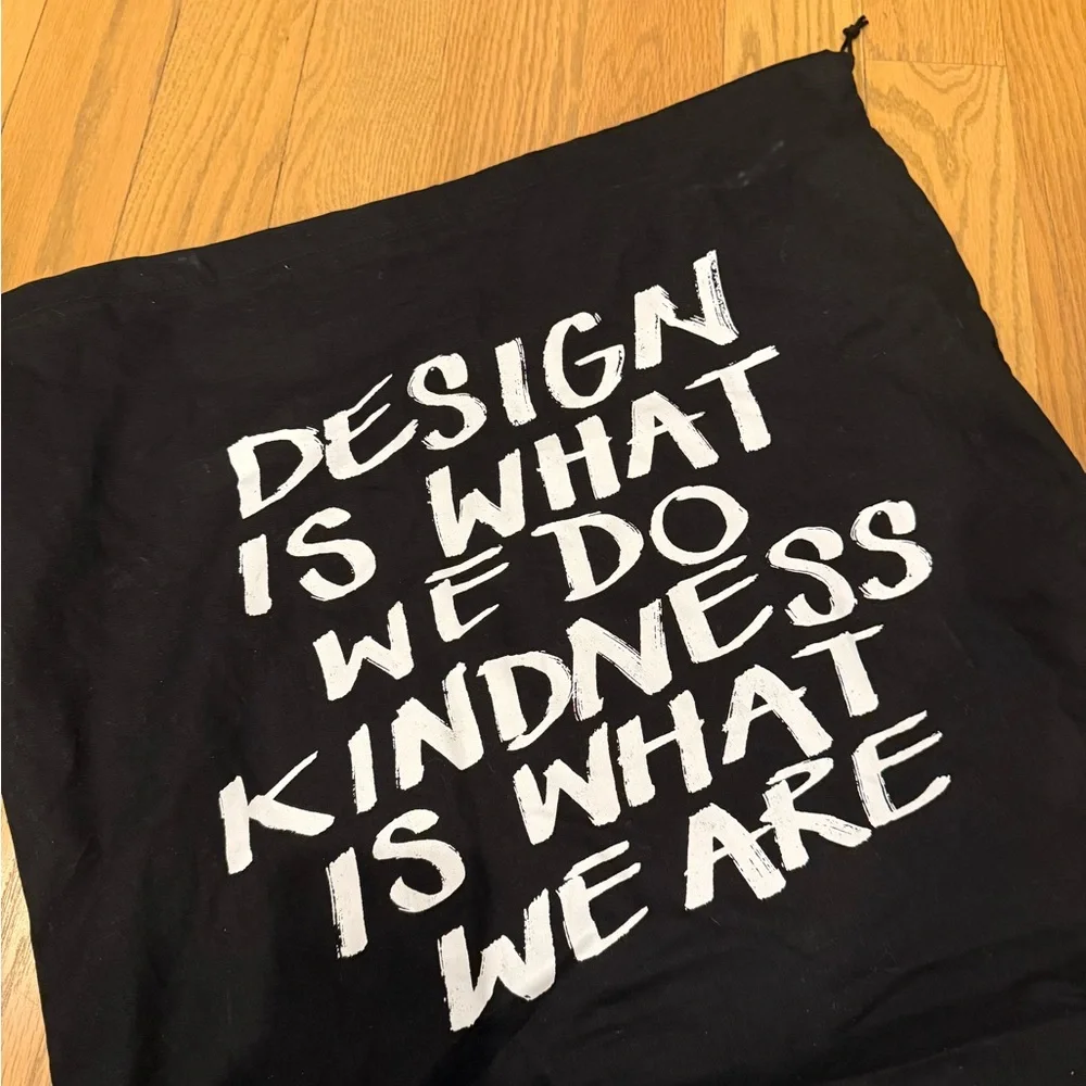 Kurt Geiger Rainbow Wave Tote with Black Accents - Picture 2 of 12